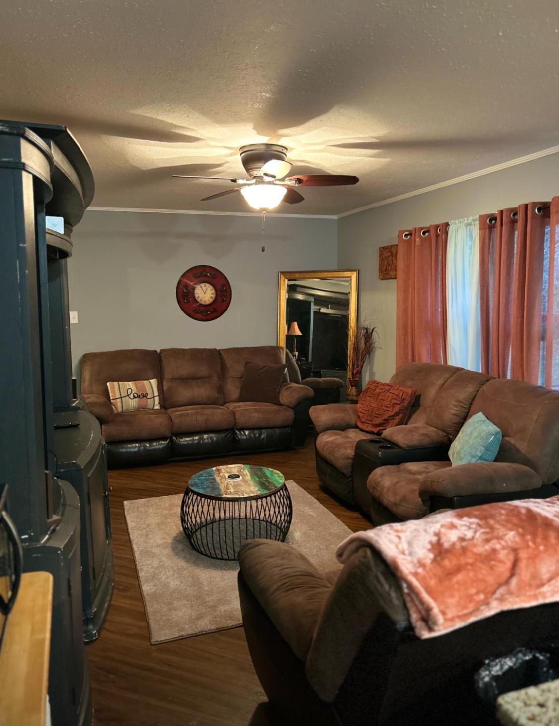 Loners Loft Private Rooms هانتسفيل المظهر الخارجي الصورة