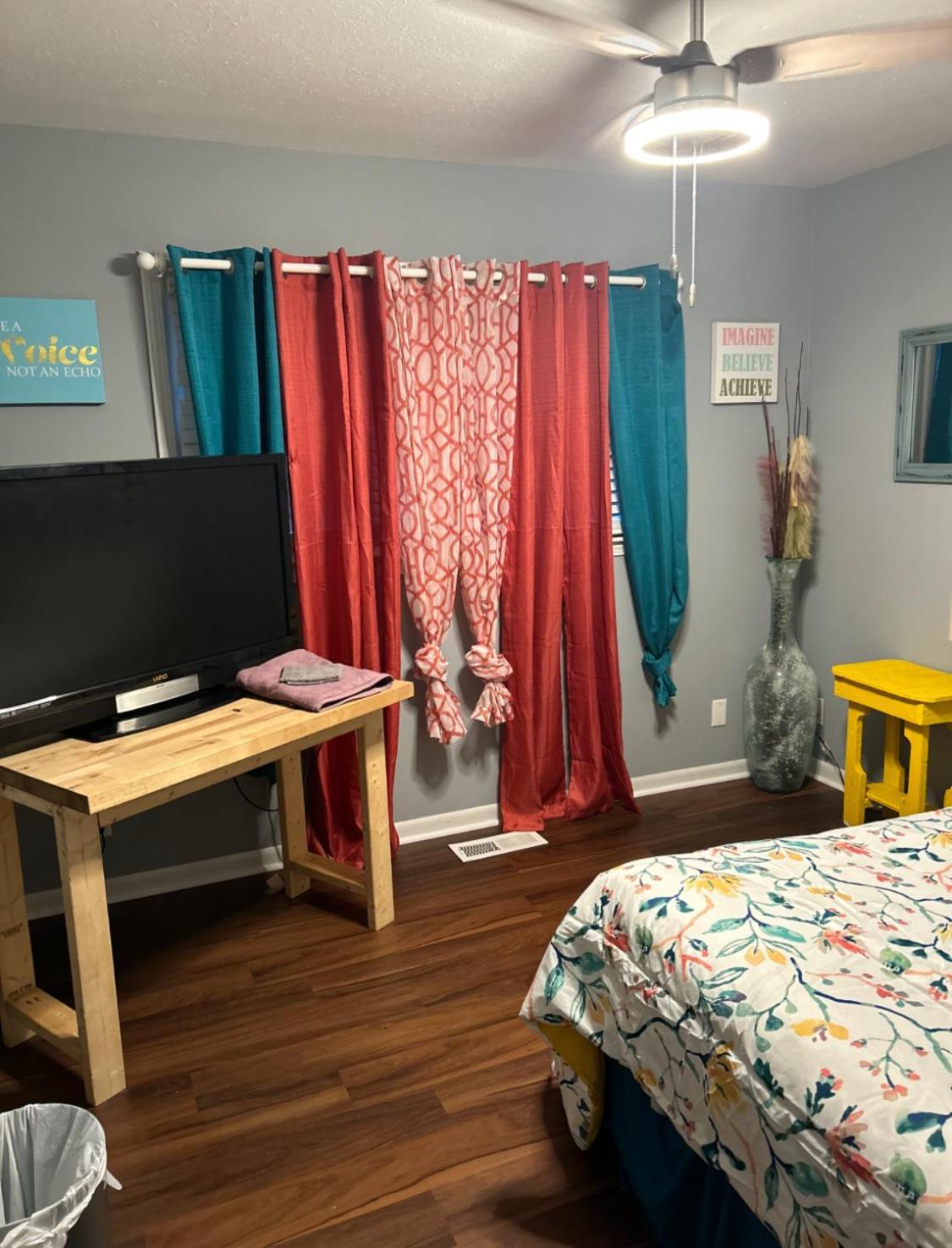 Loners Loft Private Rooms هانتسفيل المظهر الخارجي الصورة